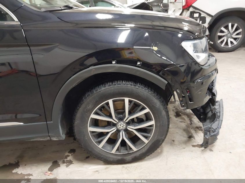 2020 Volkswagen Tiguan 2.0T Se/2.0T Se R-Line Black/2.0T Sel VIN: 3VV2B7AX6LM004886 Lot: 43935402