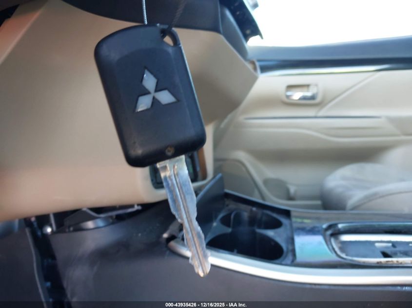 2020 Mitsubishi Outlander Es 2.4 VIN: JA4AD2A39LZ027480 Lot: 43935426