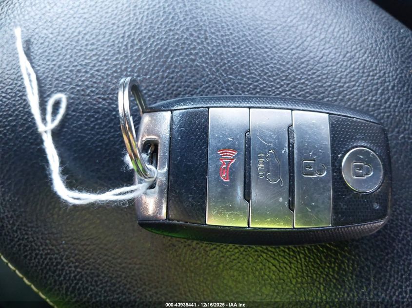 2016 Kia Soul + VIN: KNDJP3A54G7847472 Lot: 43935441