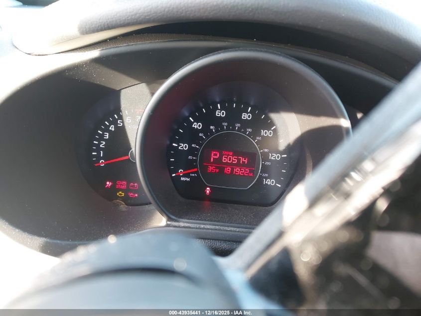 2016 Kia Soul + VIN: KNDJP3A54G7847472 Lot: 43935441