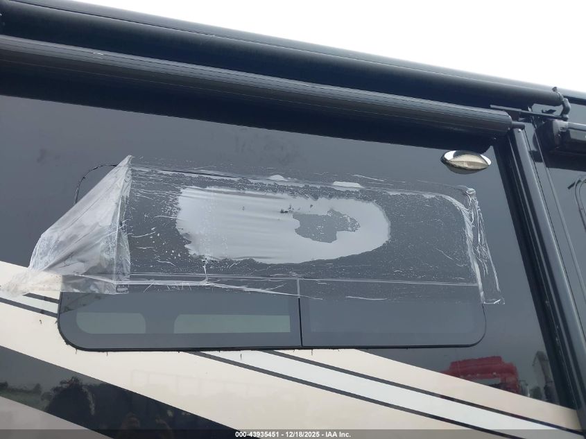 2014 Ford F53 VIN: 1F66F5DY1E0A15686 Lot: 43935451