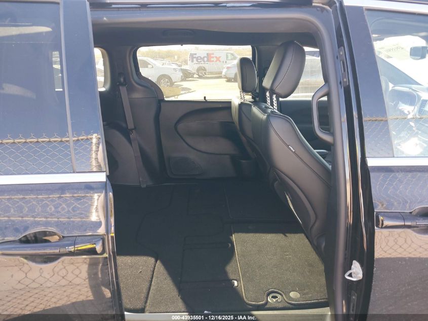 2026 Chrysler Pacifica Select VIN: 2C4RC1BG9TR155056 Lot: 43935501