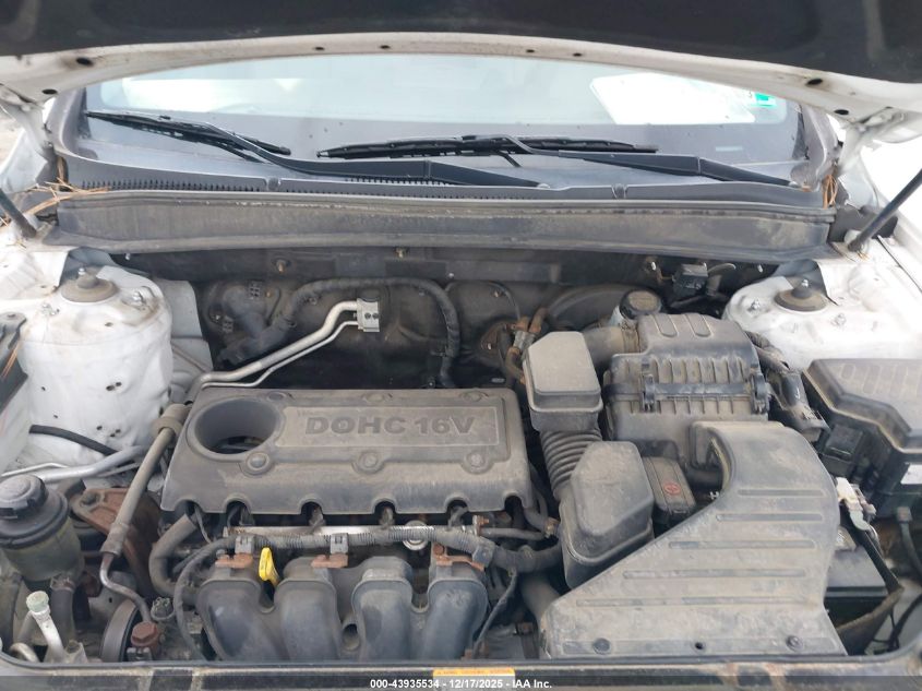 2011 Hyundai Santa Fe Gls VIN: 5XYZGDABXBG069740 Lot: 43935534