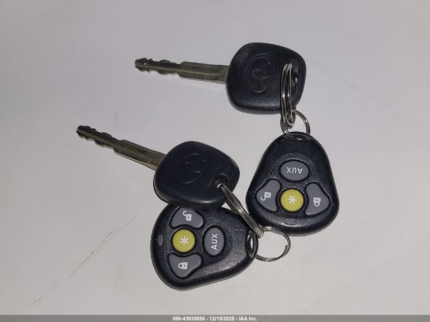 2005 Toyota Camry Xle VIN: 4T1BE32KX5U502729 Lot: 43935558