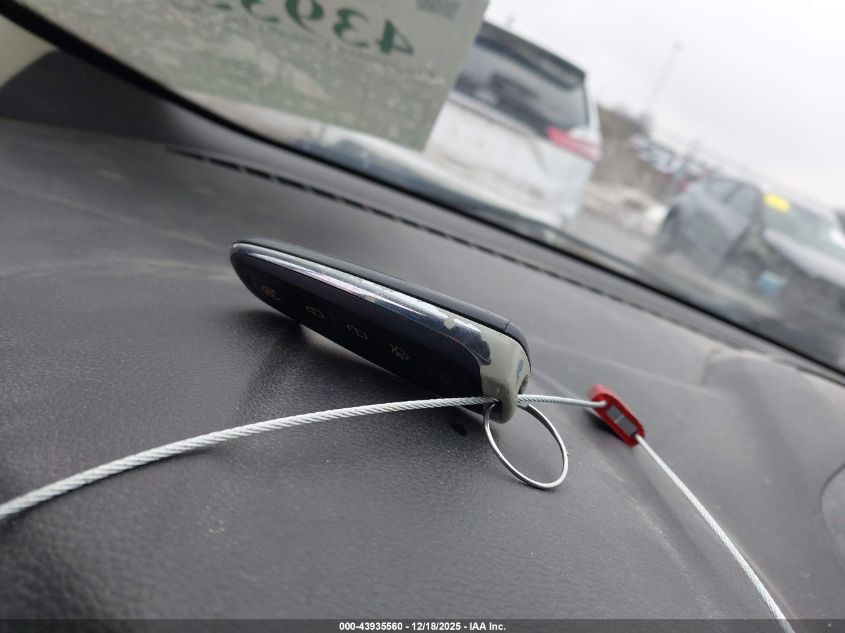 2014 Ford Escape Titanium VIN: 1FMCU9J9XEUB13341 Lot: 43935560