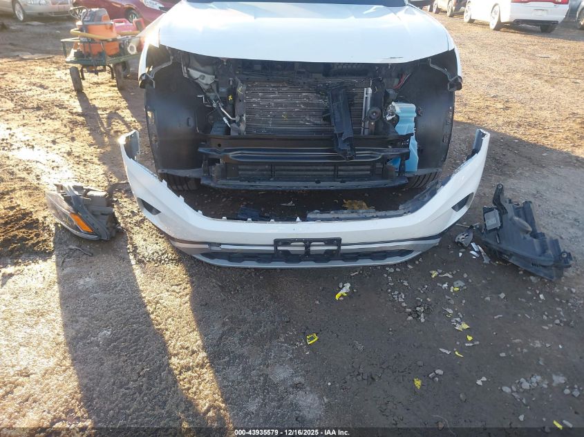 2021 Volkswagen Atlas 3.6L V6 Se W/Technology VIN: 1V2HR2CA4MC573981 Lot: 43935579