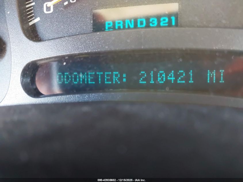 2004 Chevrolet Suburban 1500 Z71 VIN: 3GNFK16Z14G269326 Lot: 43935602