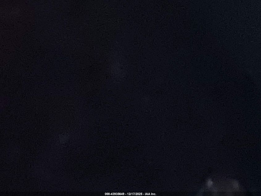 2011 Toyota Sequoia Platinum 5.7L V8 VIN: 5TDDW5G1XBS051453 Lot: 43935649