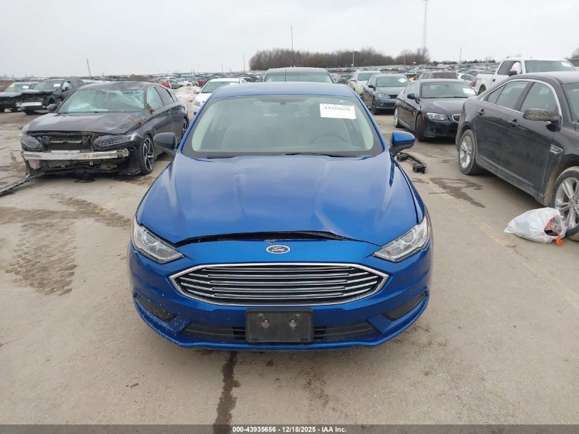 2017 Ford Fusion S VIN: 3FA6P0G72HR377780 Lot: 43935656