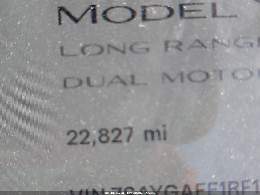 2024 Tesla Model Y Long Range Dual Motor All-Wheel Drive VIN: 7SAYGAEE1RF153562 Lot: 43935703