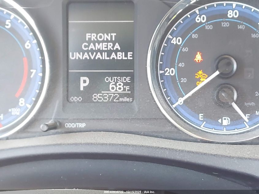 2018 Toyota Corolla Le VIN: 5YFBURHE9JP812292 Lot: 43935722