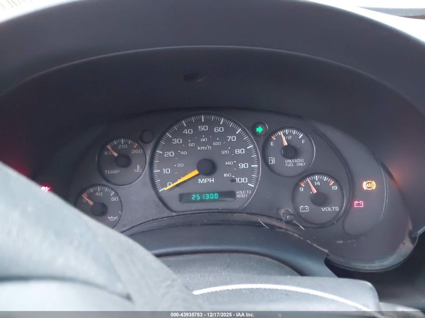 1998 Chevrolet S-10 Fleetside VIN: 1GCCS144XW8228804 Lot: 43935783