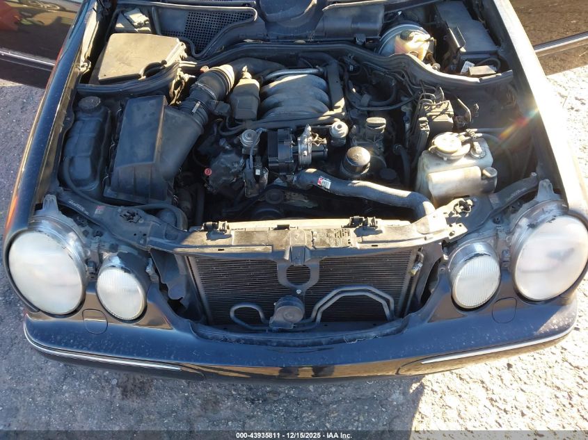 2000 Mercedes-Benz E 320 VIN: WDBJF65J1YB044692 Lot: 43935811