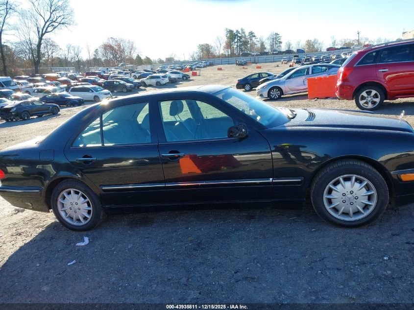 2000 Mercedes-Benz E 320 VIN: WDBJF65J1YB044692 Lot: 43935811