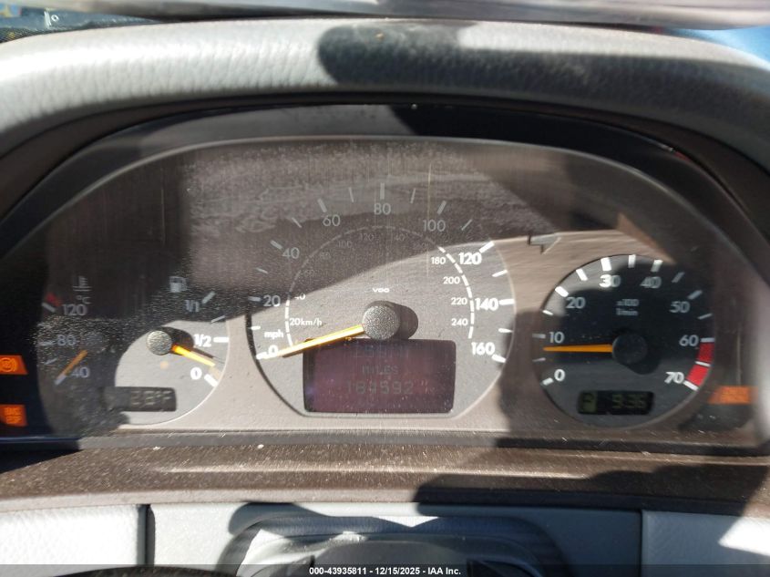 2000 Mercedes-Benz E 320 VIN: WDBJF65J1YB044692 Lot: 43935811