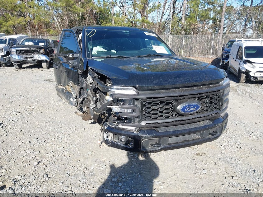 2023 FORD F-250 XL