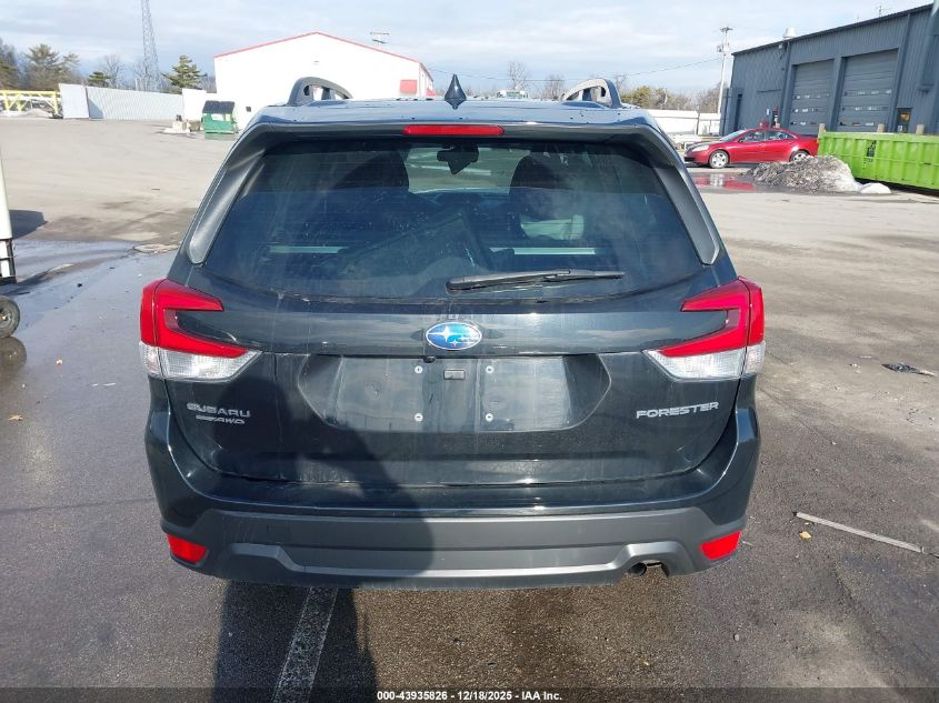 2023 Subaru Forester Premium VIN: JF2SKADCXPH497892 Lot: 43935826