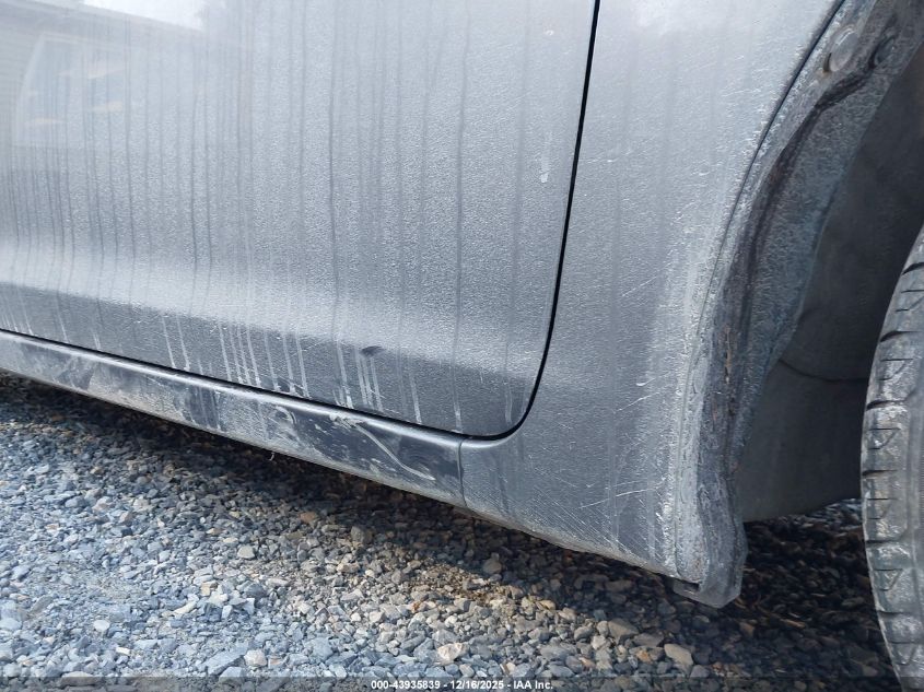 2015 Honda Civic Lx VIN: 19XFB2F54FE011070 Lot: 43935839