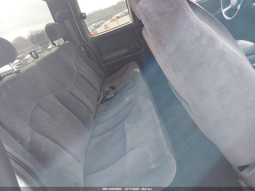 2001 Chevrolet Silverado 1500 Ls VIN: 2GCEK19T711276975 Lot: 43935869