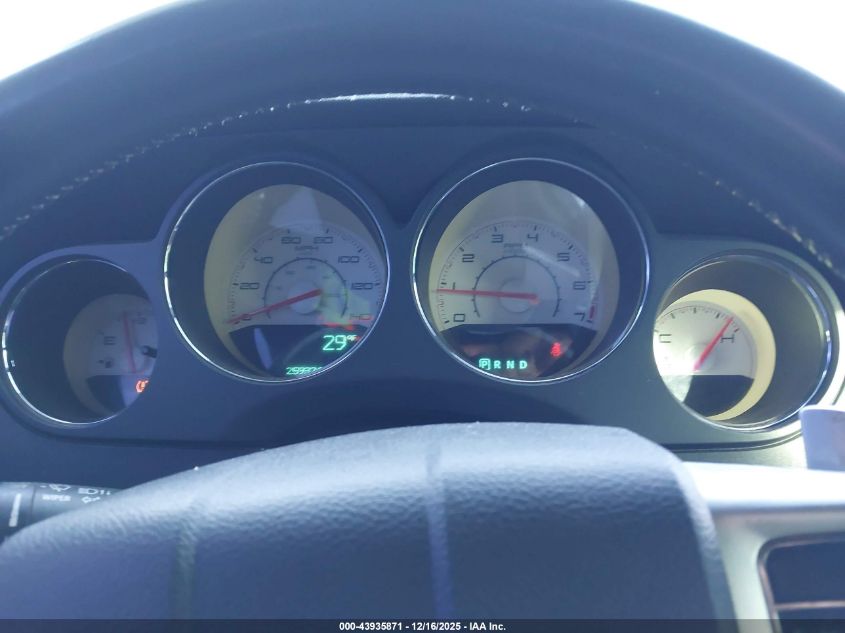 2013 Dodge Challenger Sxt VIN: 2C3CDYAG2DH651888 Lot: 43935871