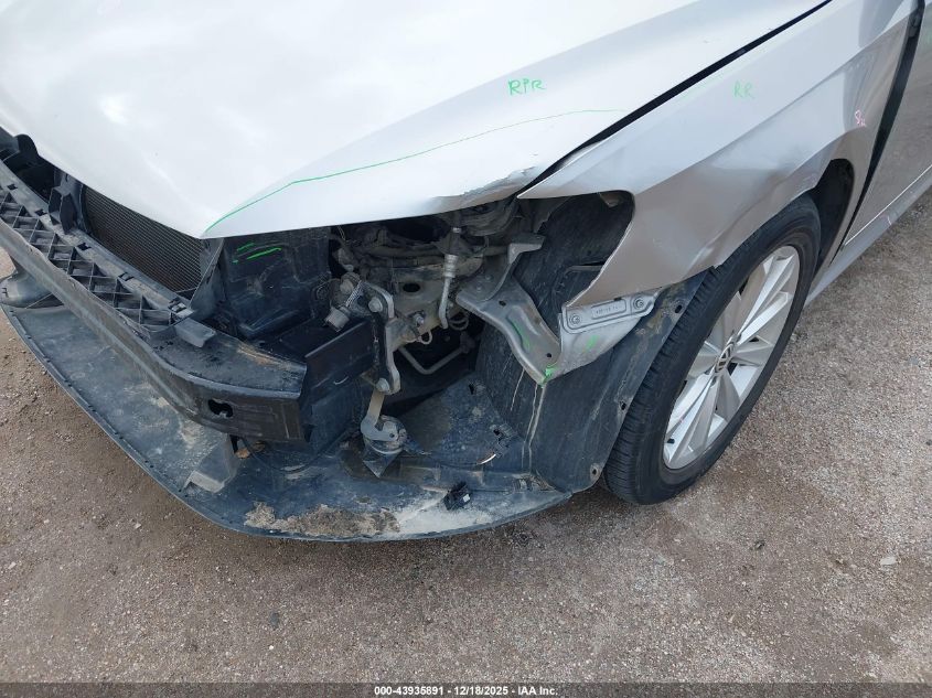 2012 Volkswagen Passat 2.5L Sel Premium VIN: 1VWCP7A34CC081224 Lot: 43935891