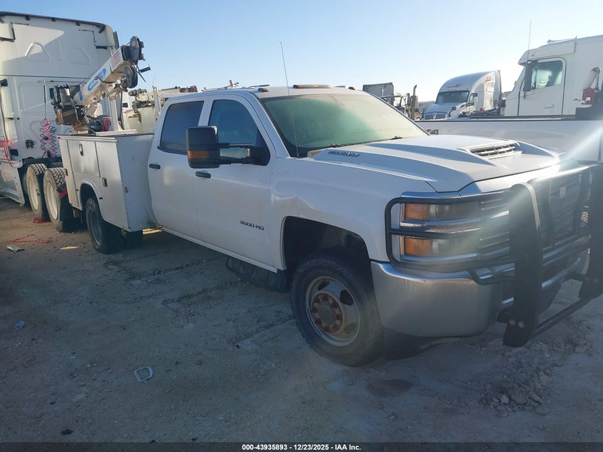 1GC4KYCY3JF201238 2018 Chevrolet Silverado 3500Hd Wt auction photo 1