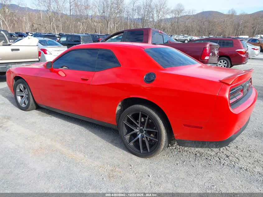 VIN 2C3CDZAGXKH701651 2019 DODGE CHALLENGER SXT