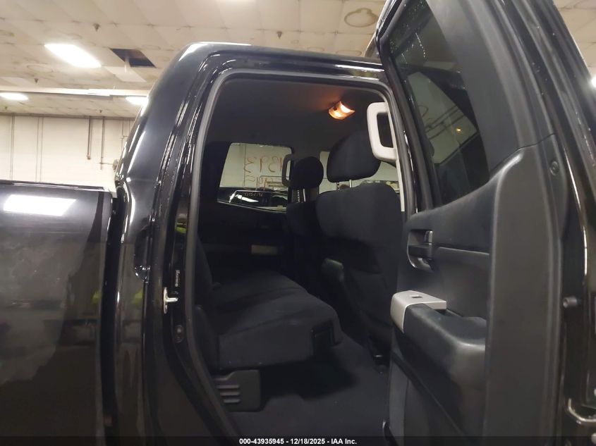 2007 Toyota Tundra Sr5 5.7L V8 VIN: 5TBBV54197S474975 Lot: 43935945