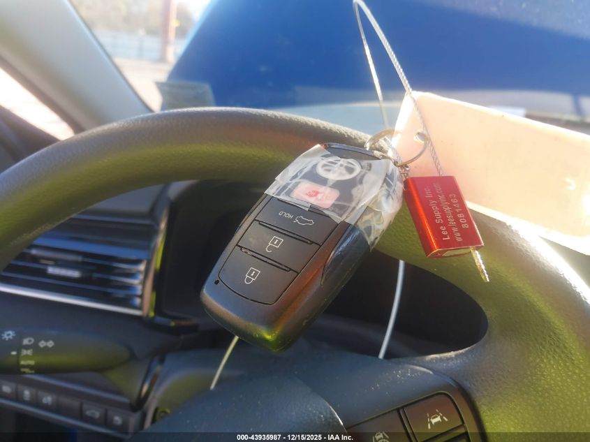 2025 Toyota Camry Le VIN: 4T1DAACK5SU043256 Lot: 43935987