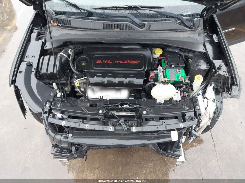 2018 Jeep Compass Latitude 4X4 VIN: 3C4NJDBB3JT307174 Lot: 43935990