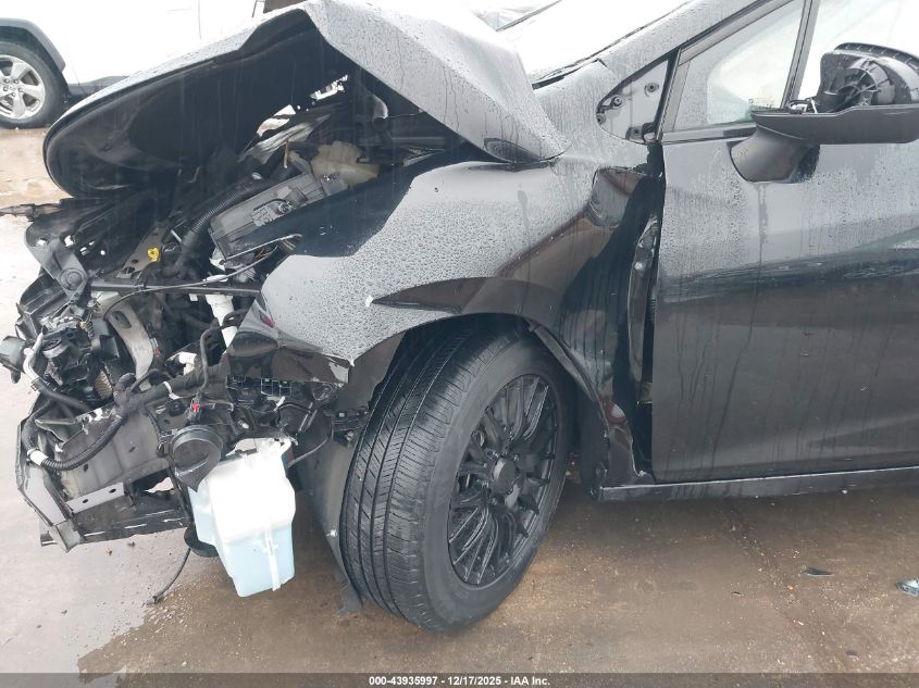 2018 Chevrolet Cruze Ls Auto VIN: 1G1BC5SMXJ7142483 Lot: 43935997