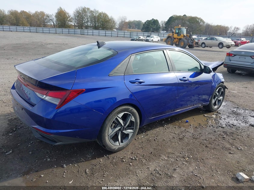 2023 Hyundai Elantra Sel