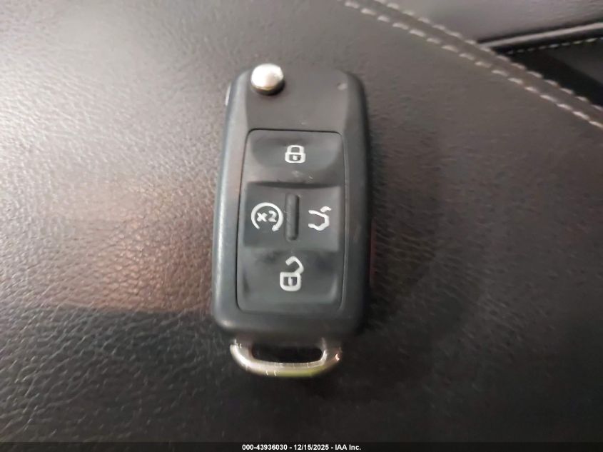 2021 Volkswagen Passat 2.0T Se VIN: 1VWSA7A32MC015785 Lot: 43936030