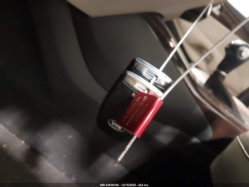 2017 Kia Sorento 3.3L Ex VIN: 5XYPHDA51HG302167 Lot: 43936108