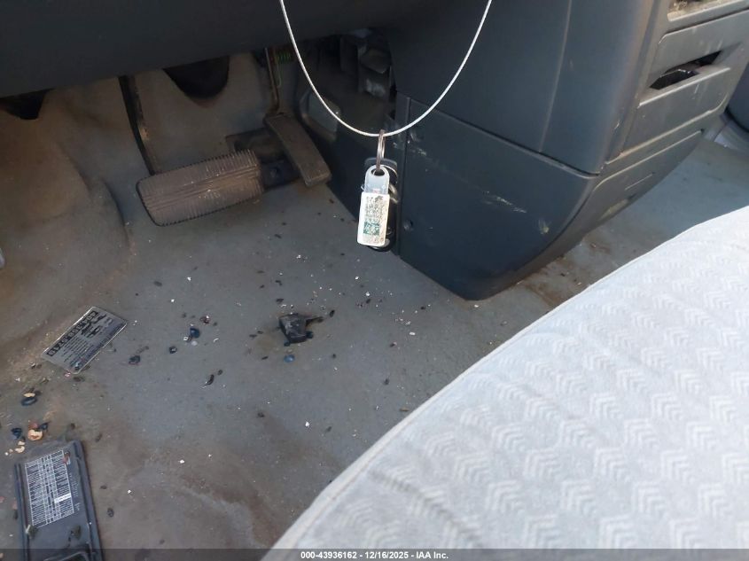 2000 Mercury Villager VIN: 4M2XV11TXYDJ04069 Lot: 43936162