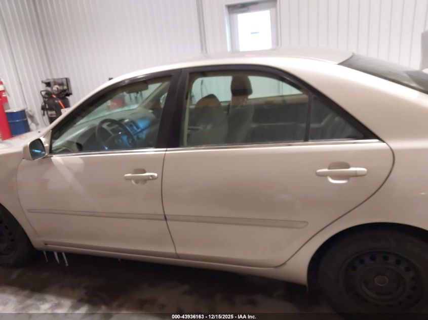 2002 Toyota Camry Le VIN: 4T1BE32K42U559875 Lot: 43936163