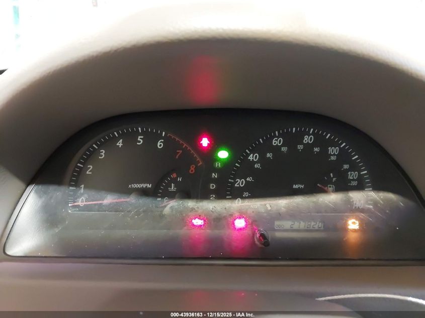 2002 Toyota Camry Le VIN: 4T1BE32K42U559875 Lot: 43936163