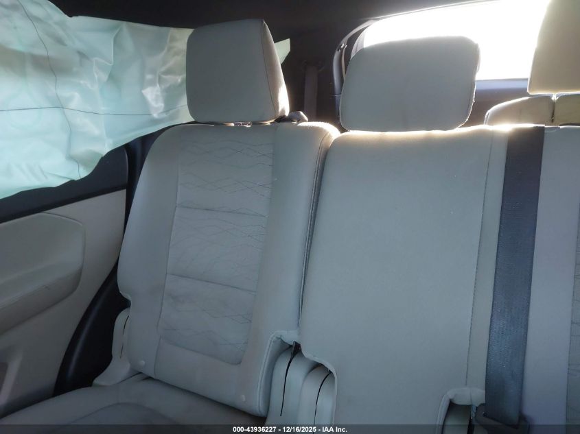 2014 Ford Explorer VIN: 1FM5K7B85EGA16975 Lot: 43936227