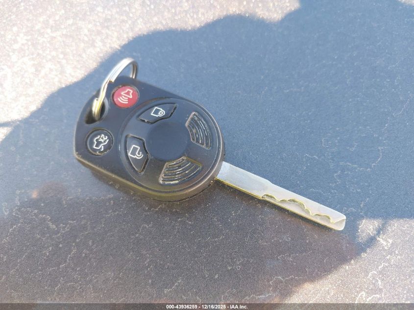 2018 Ford Focus S VIN: 1FADP3E21JL275312 Lot: 43936259