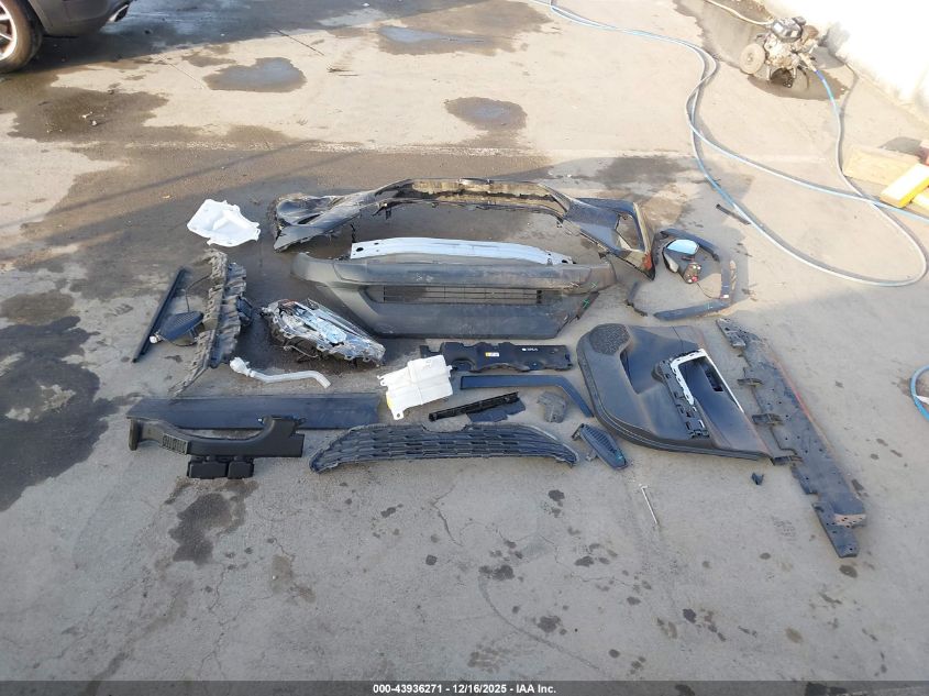 2020 Toyota Rav4 Le VIN: JTMH1RFV3LD060469 Lot: 43936271