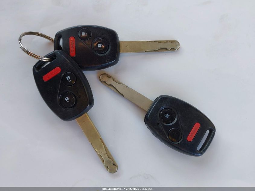 2008 Honda Fit Sport VIN: JHMGD38658S071058 Lot: 43936316