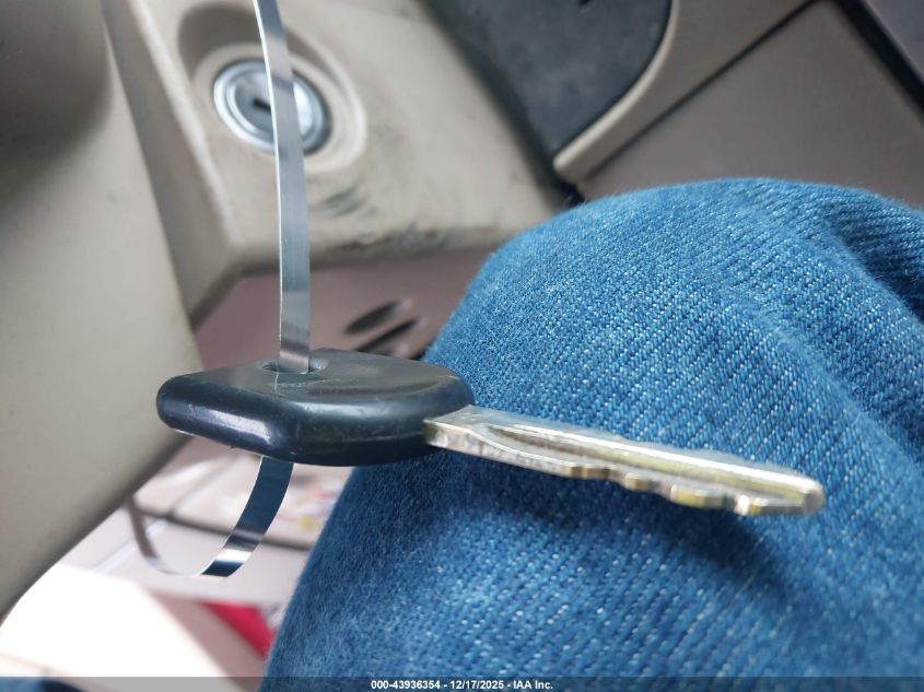 2007 Ford Expedition Eddie Bauer VIN: 1FMFU18597LA94114 Lot: 43936354