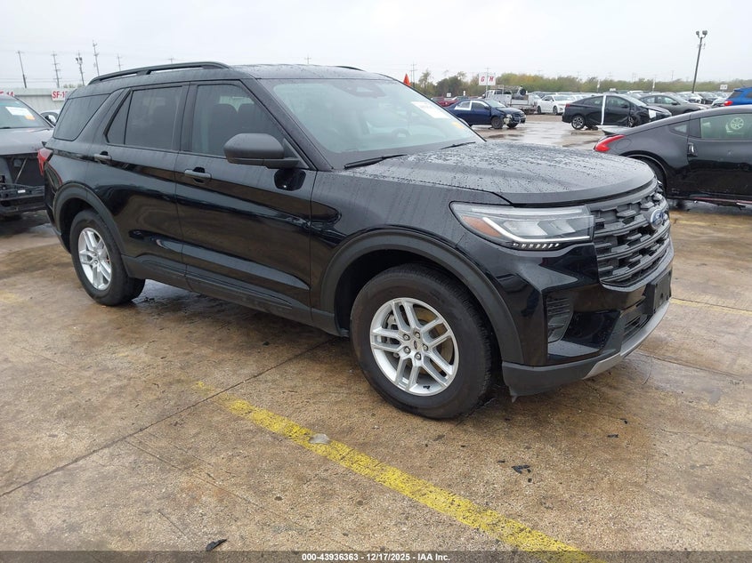 2025 Ford Explorer Active