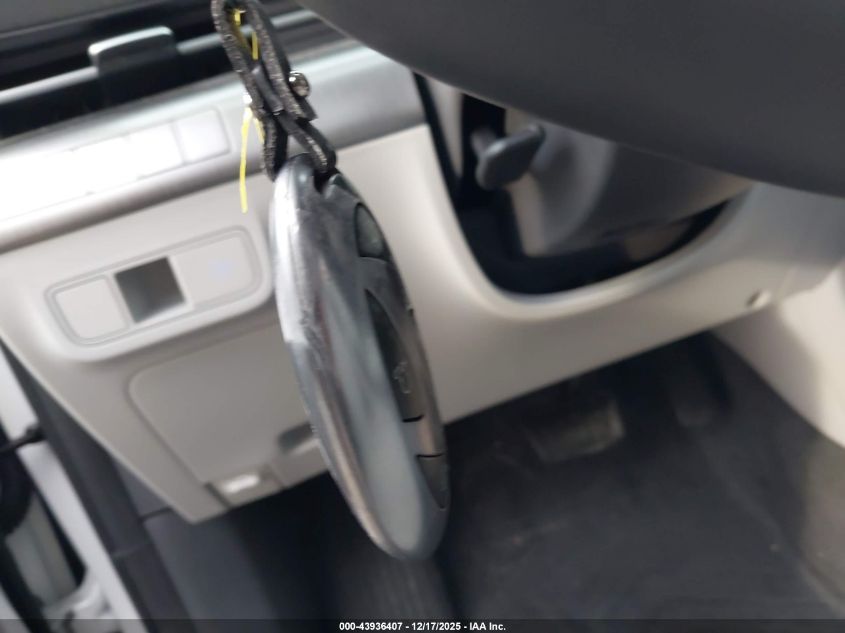 2025 Hyundai Kona Sel Convenience VIN: KM8HCCAB3SU214418 Lot: 43936407