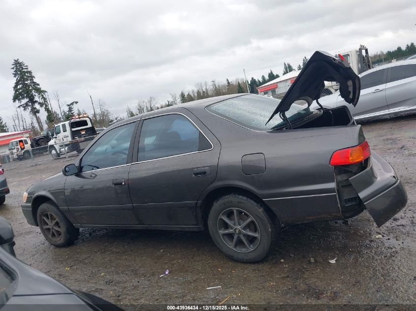 2000 Toyota Camry Ce VIN: 4T1BG22K5YU757202 Lot: 43936434