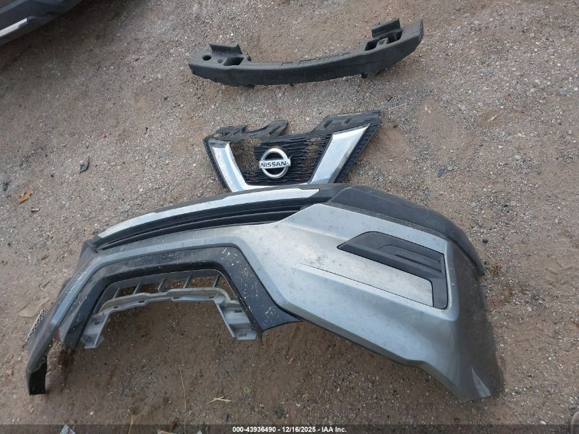 2017 Nissan Rogue Sv VIN: 5N1AT2MT1HC823036 Lot: 43936490