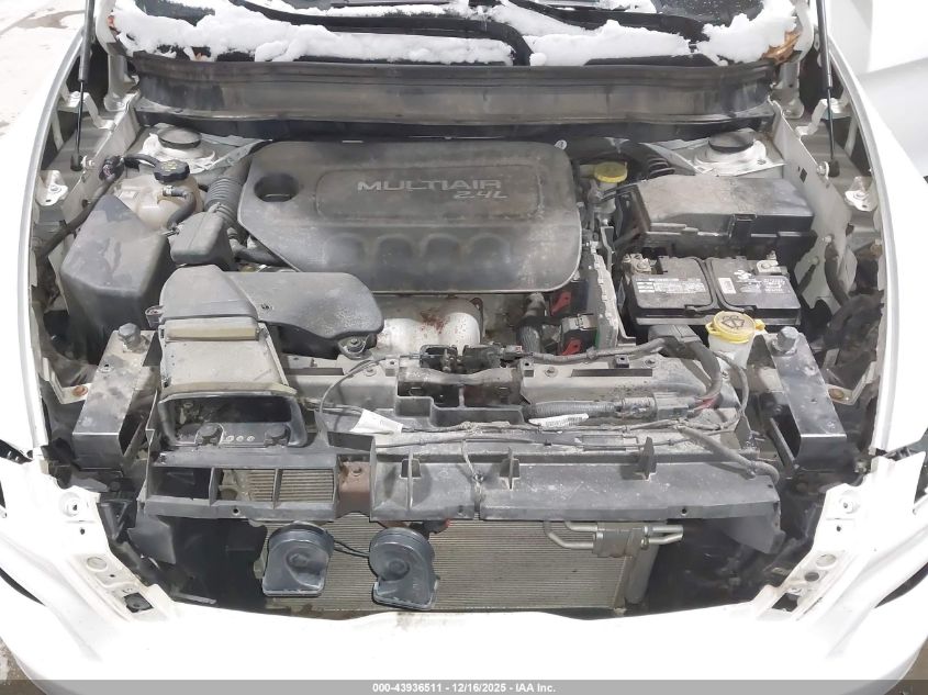 2018 Jeep Cherokee Latitude Plus 4X4 VIN: 1C4PJMLB9JD508042 Lot: 43936511