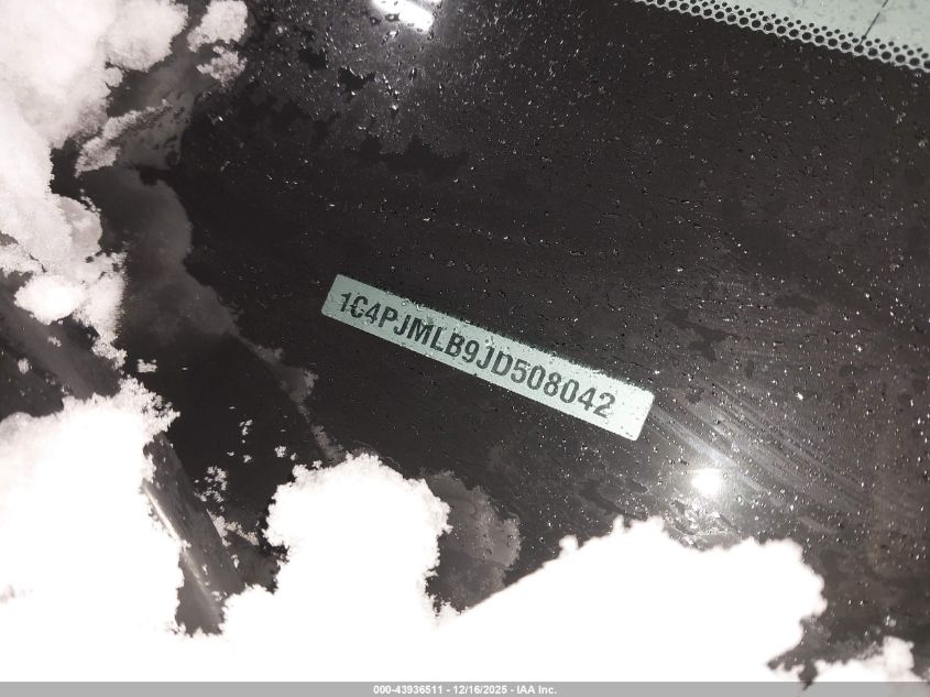 2018 Jeep Cherokee Latitude Plus 4X4 VIN: 1C4PJMLB9JD508042 Lot: 43936511