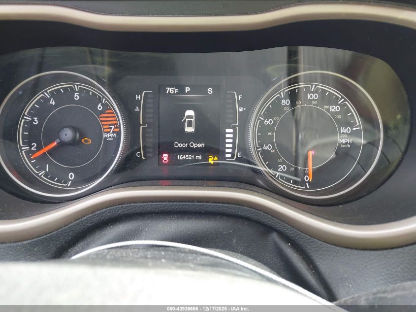 2018 Jeep Cherokee Latitude Fwd VIN: 1C4PJLCB8JD553368 Lot: 43936666