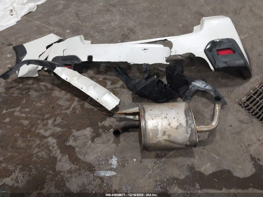 2013 Subaru Xv Crosstrek 2.0I Premium VIN: JF2GPAVC3D2833807 Lot: 43936671